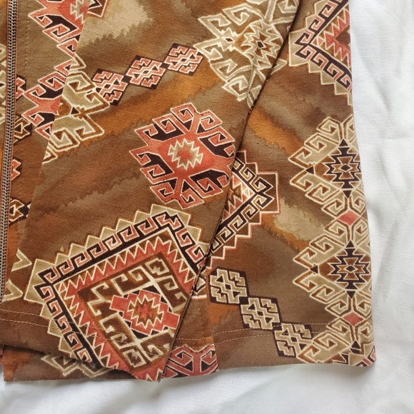 Aztec Printed Jacket - Picture 4 of 7